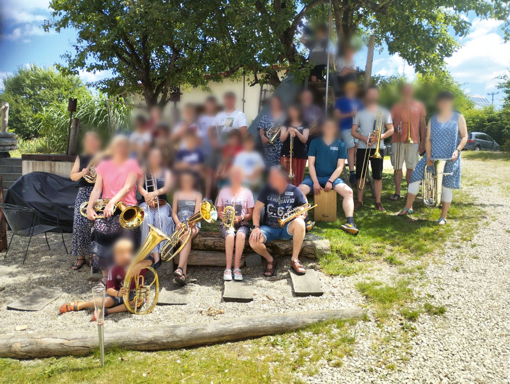Gruppenfoto im Freien